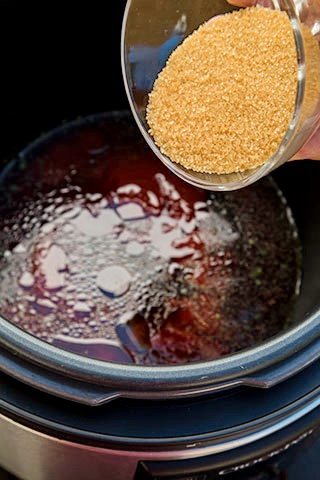 Piept de porc chinezesc la Multicooker Crock-Pot Express