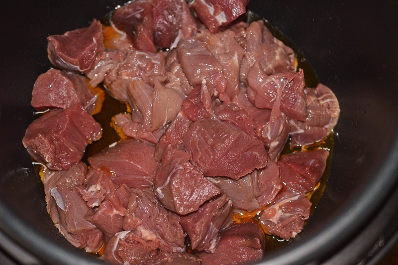 Boeuf Bourguignon la Multicooker Crock-Pot Express cu gatire sub presiune