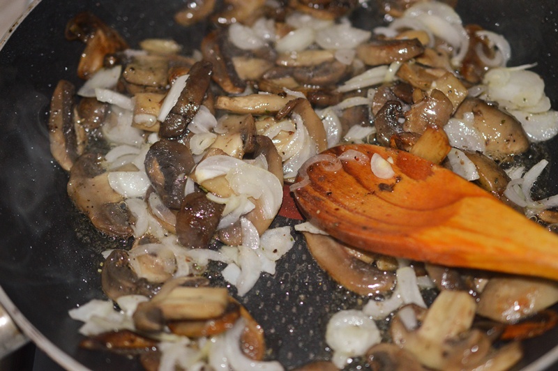 Boeuf Bourguignon la Multicooker Crock-Pot Express cu gatire sub presiune