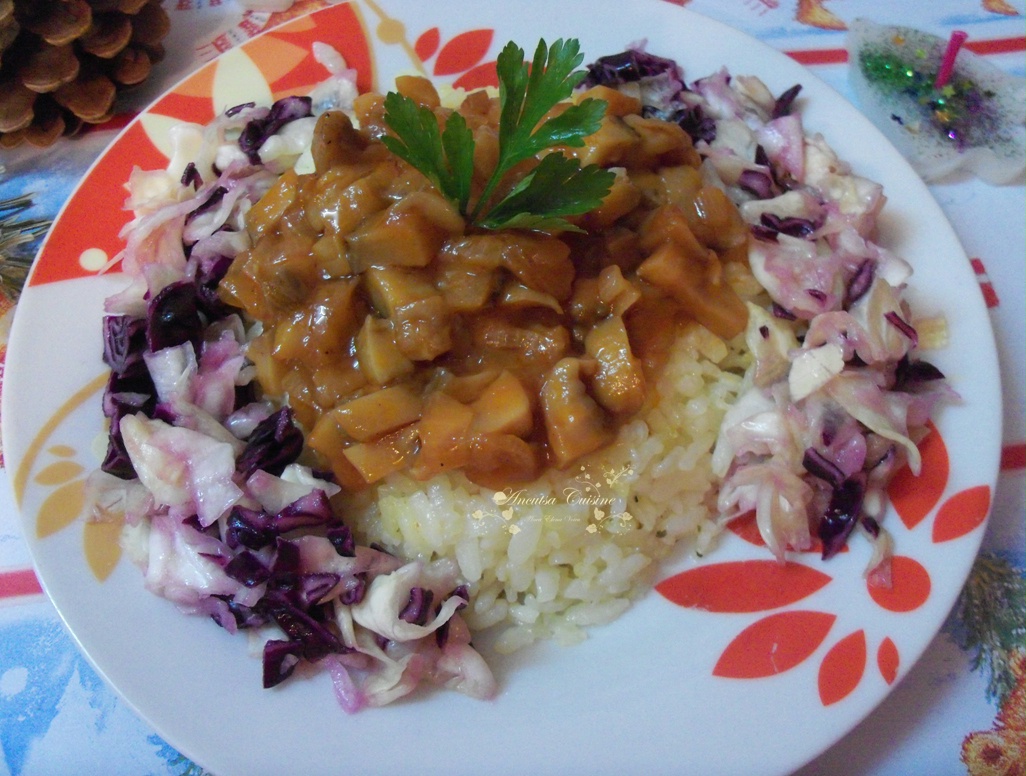 Pilaf cu sos de ciuperci (de post)