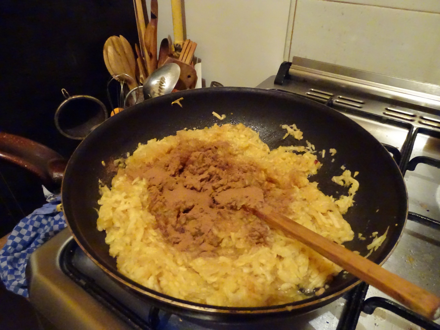 Prajitura cu mere si nuci