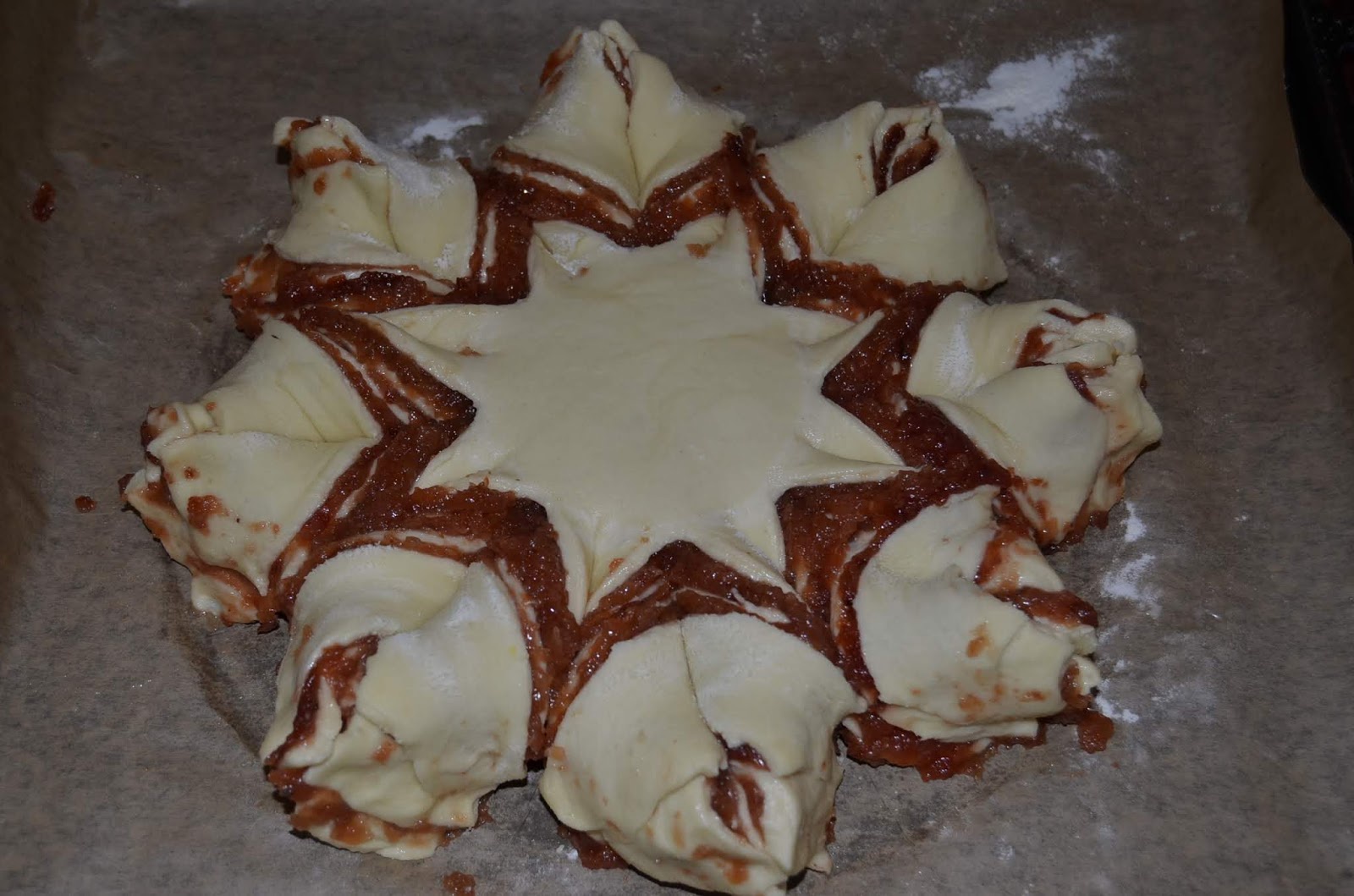 Prajitura steluta cu gem de gutui