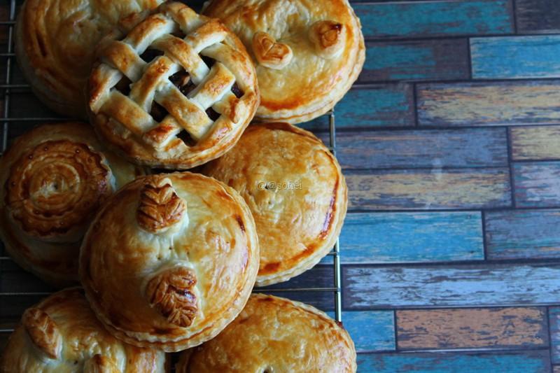 Placinte cu mere, smochine si nuci