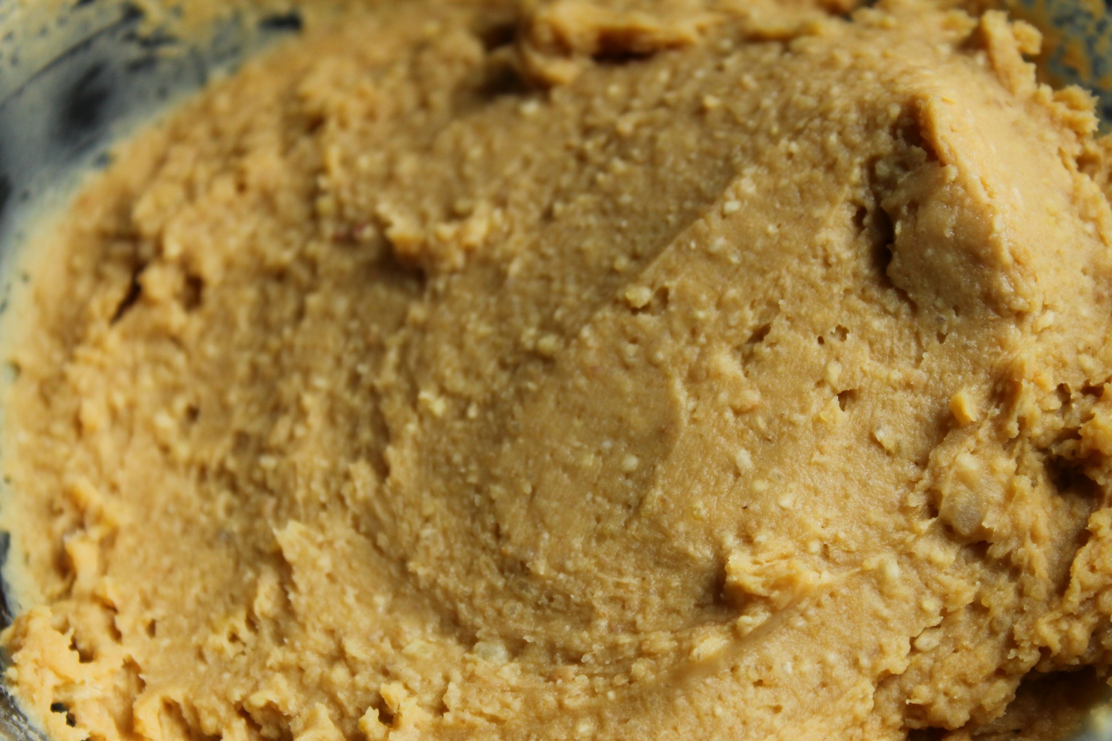 Pavlova cu nuca, mousse de castane si jeleu de gutui