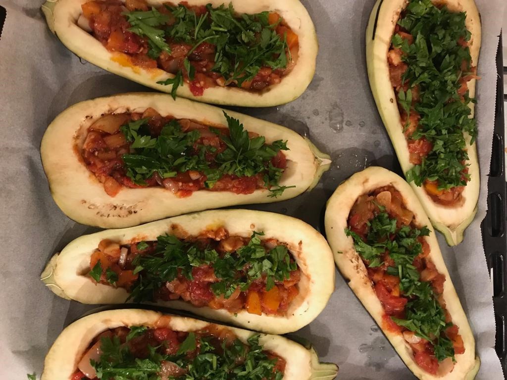 Vinete cu gust de toamna si ifos de imam bayildi