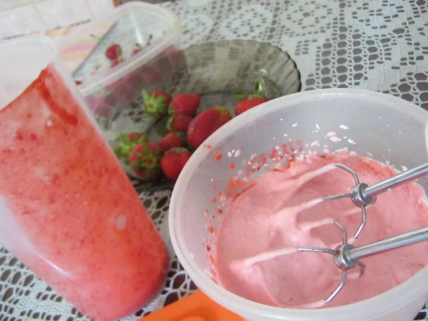 Prajitura  cu blat din fulgi de porumb