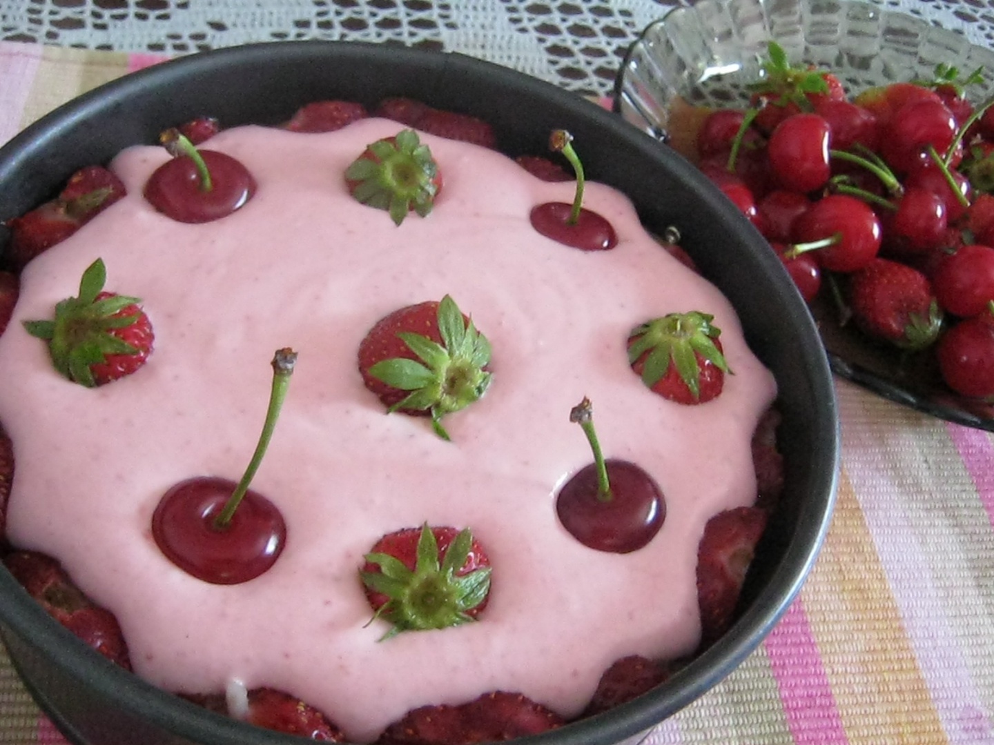 Prajitura  cu blat din fulgi de porumb