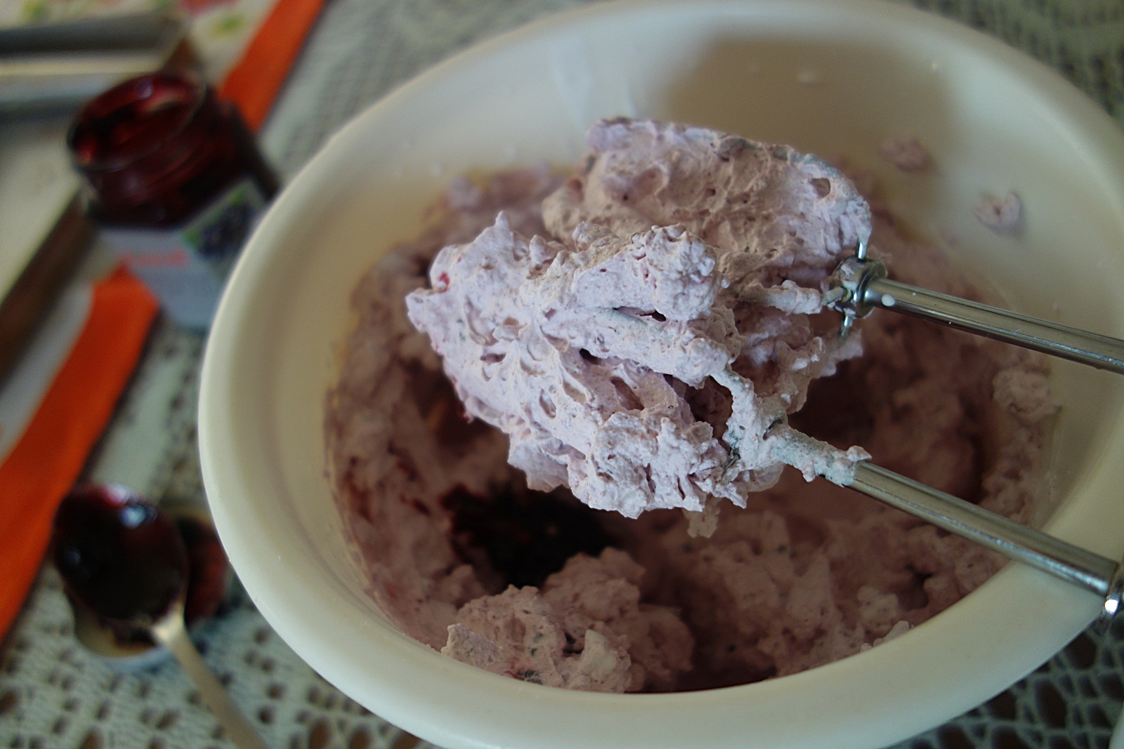 Prajitura cu dulceata de coacaze