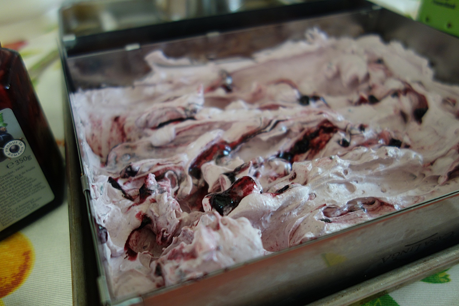 Prajitura cu dulceata de coacaze