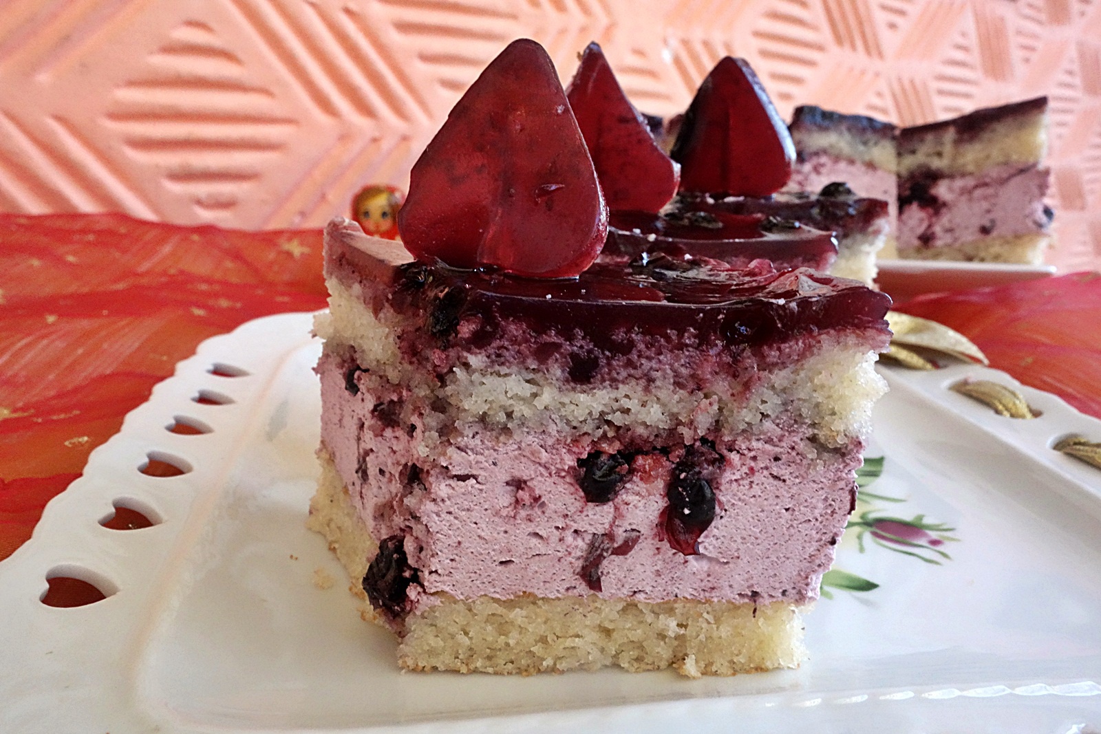 Prajitura cu dulceata de coacaze