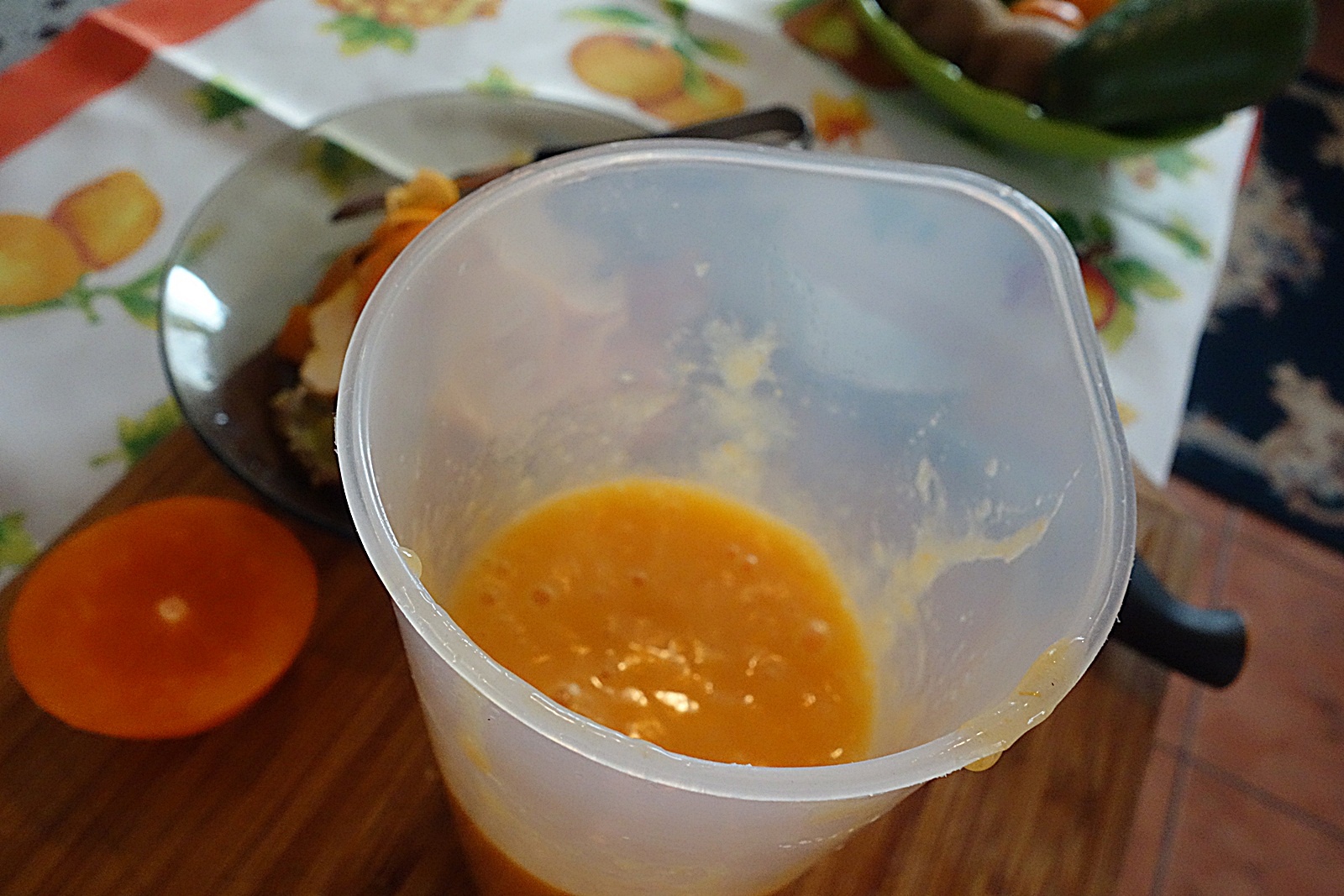 Prajitura cu kaki si clementine, frisca si piure de castane