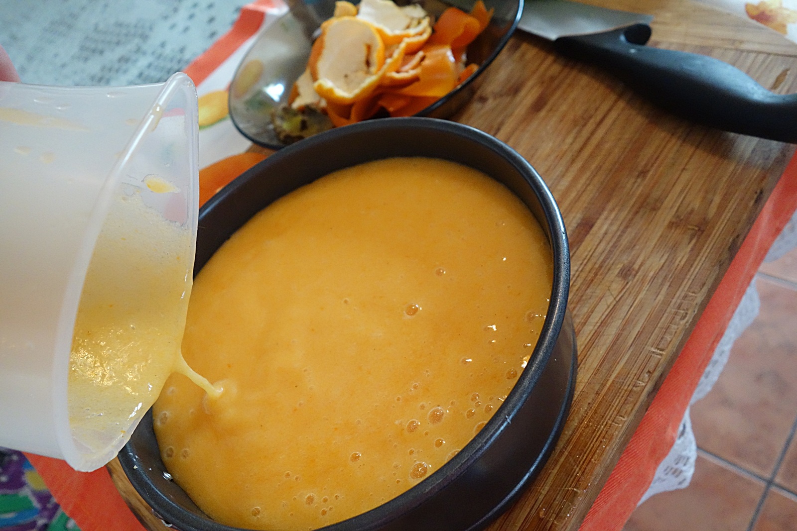 Prajitura cu kaki si clementine, frisca si piure de castane