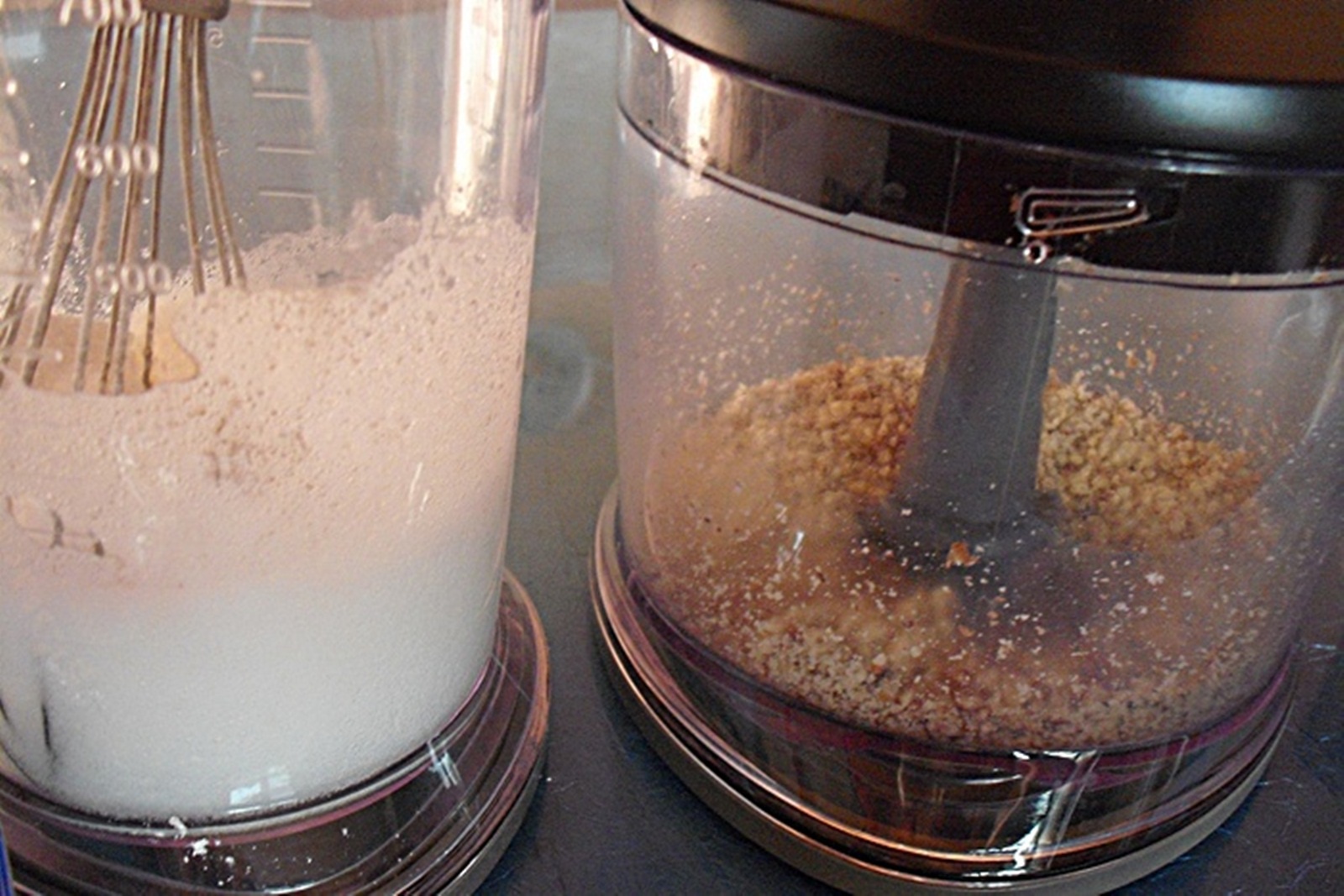 Fursecuri cu bezea si nuca