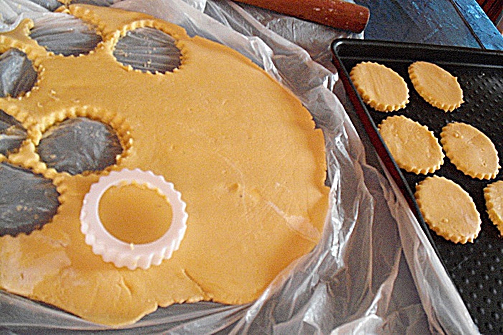 Fursecuri cu bezea si nuca