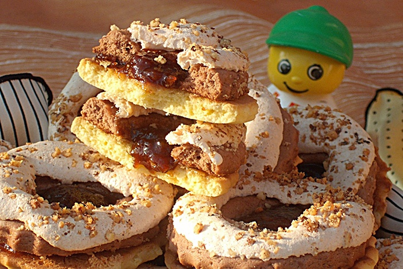 Fursecuri cu bezea si nuca