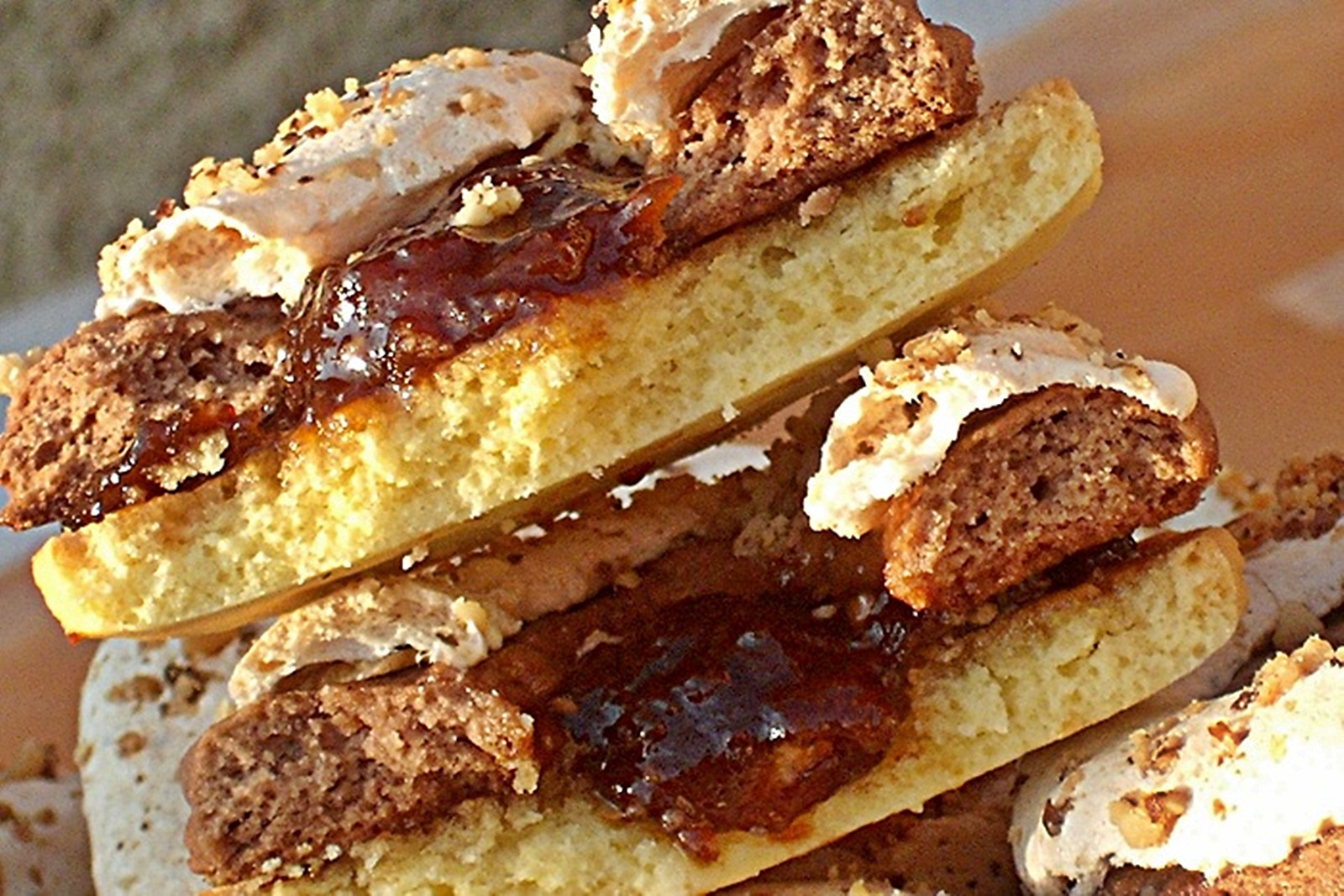 Fursecuri cu bezea si nuca