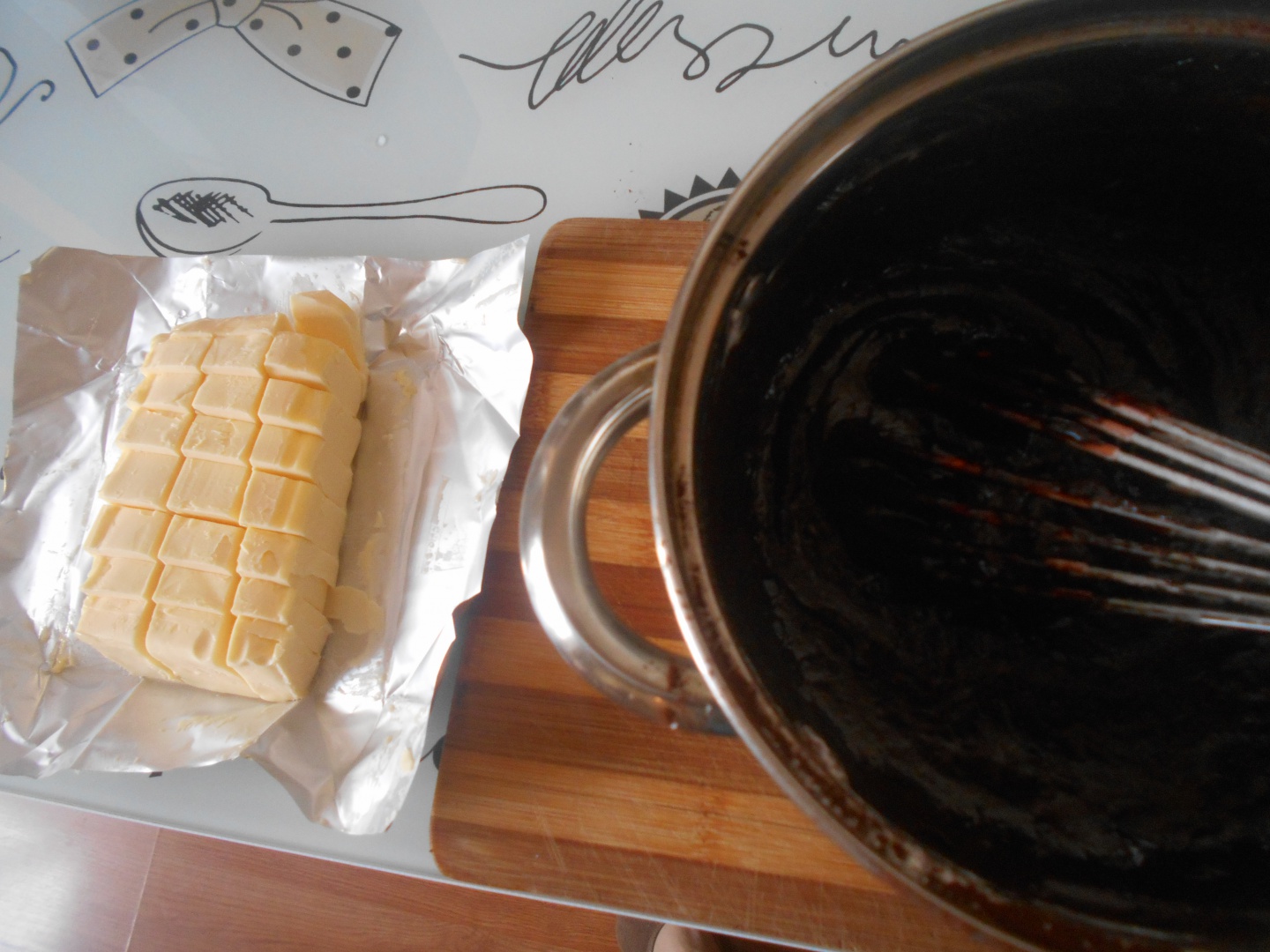 Prajitura cu ciocolata si nuca