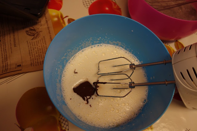 Tort Profiterol in ciocolata