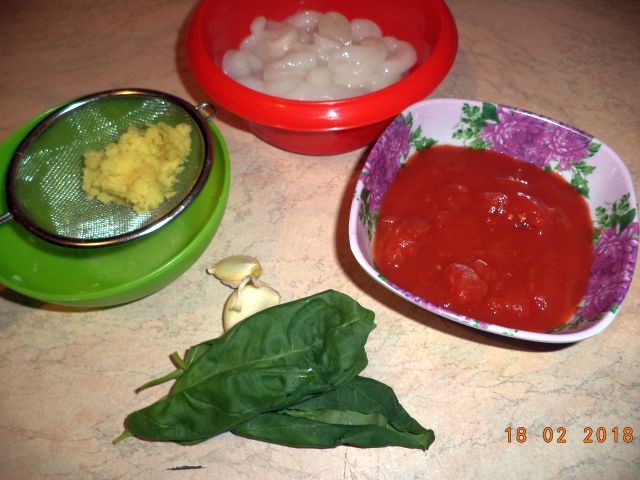 Bruschete inimioare si fluturasi cu calamari si ghimbir