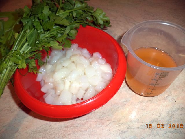 Bruschete inimioare si fluturasi cu calamari si ghimbir