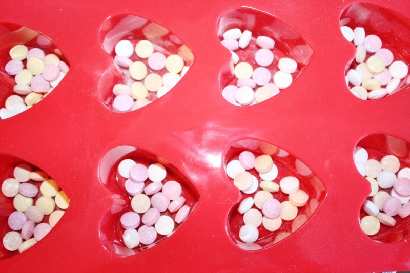 Inimioare din ciocolata de casa cu bombonele