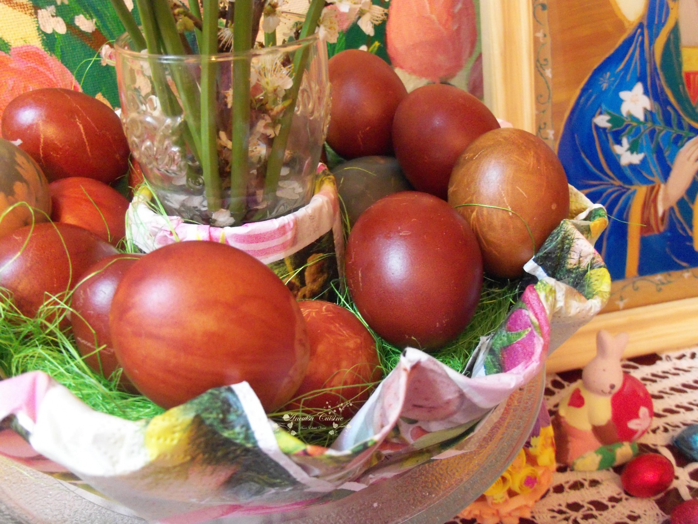 Oua in culori naturale pentru Sfintele Pasti