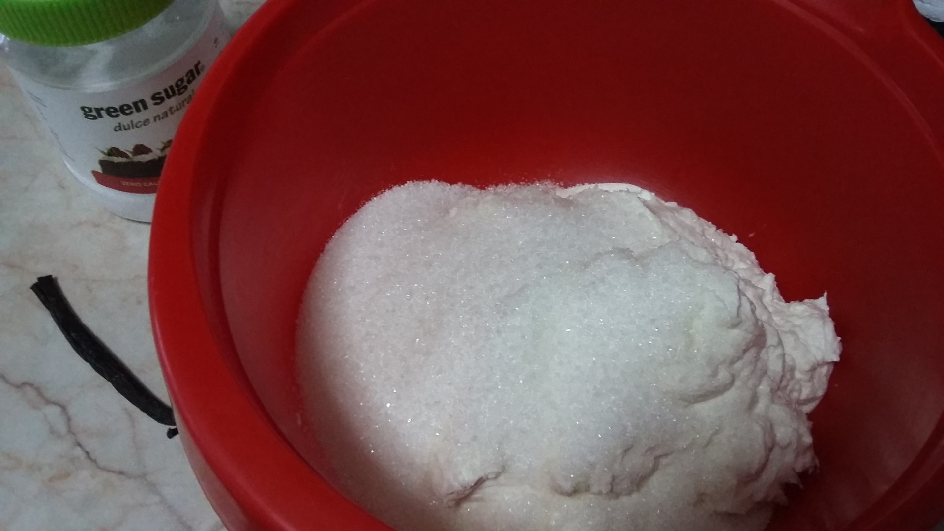 Pasca poloneza cu ciocolata - reteta simpla si delicioasa