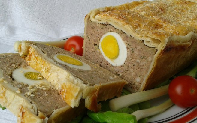 Drob de pui in aluat de foietaj – reteta simpla si savuroasa