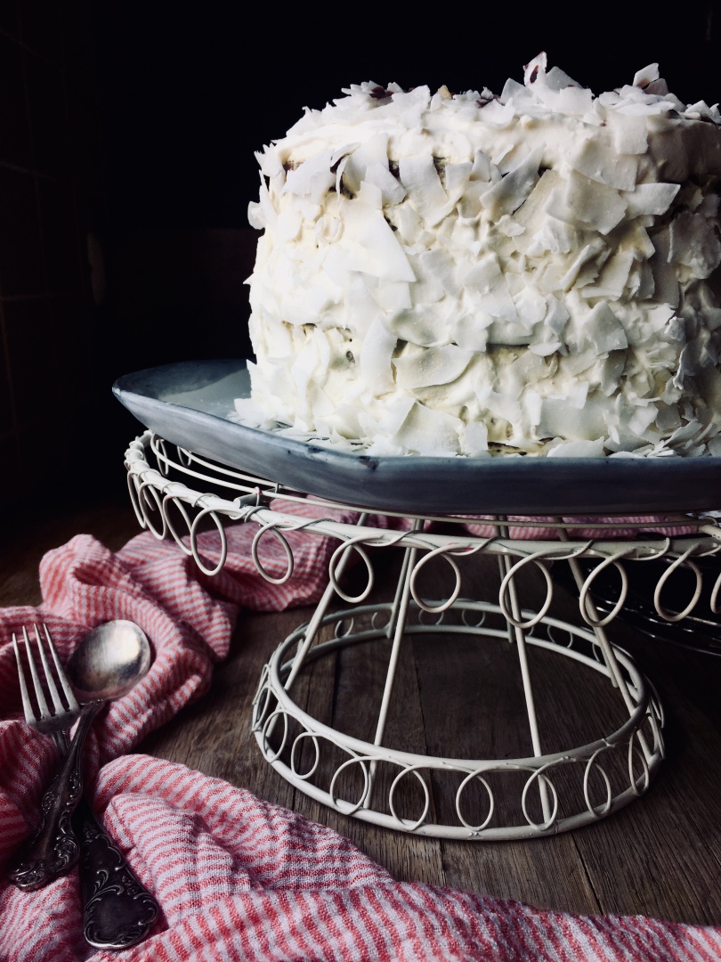 Tort cu morcovi si crema de branza