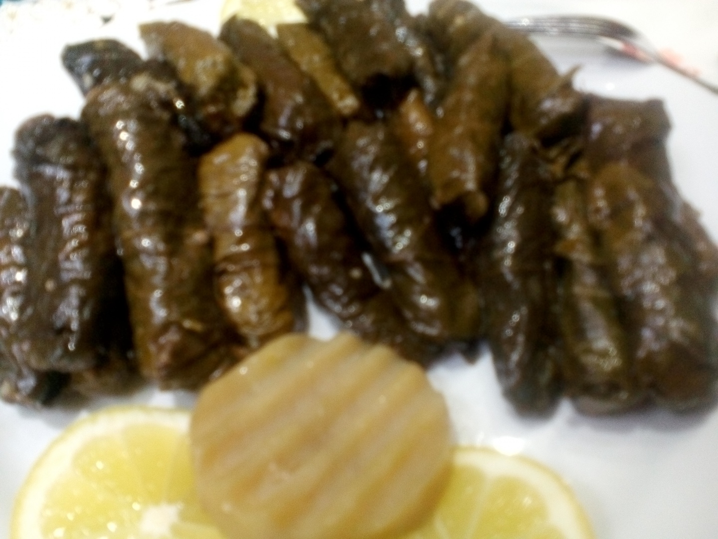 Sarmalute in foi de vita cu orez si legume yalangi (arabesti)