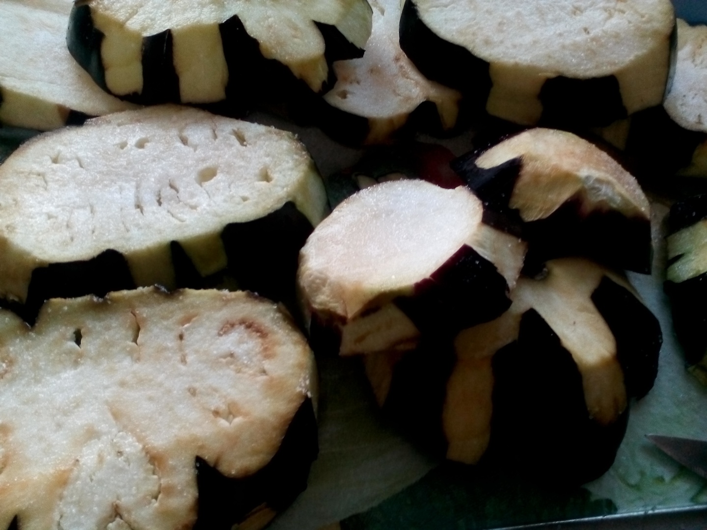 Vinete  la cuptor, cu garnitura de orez si legume