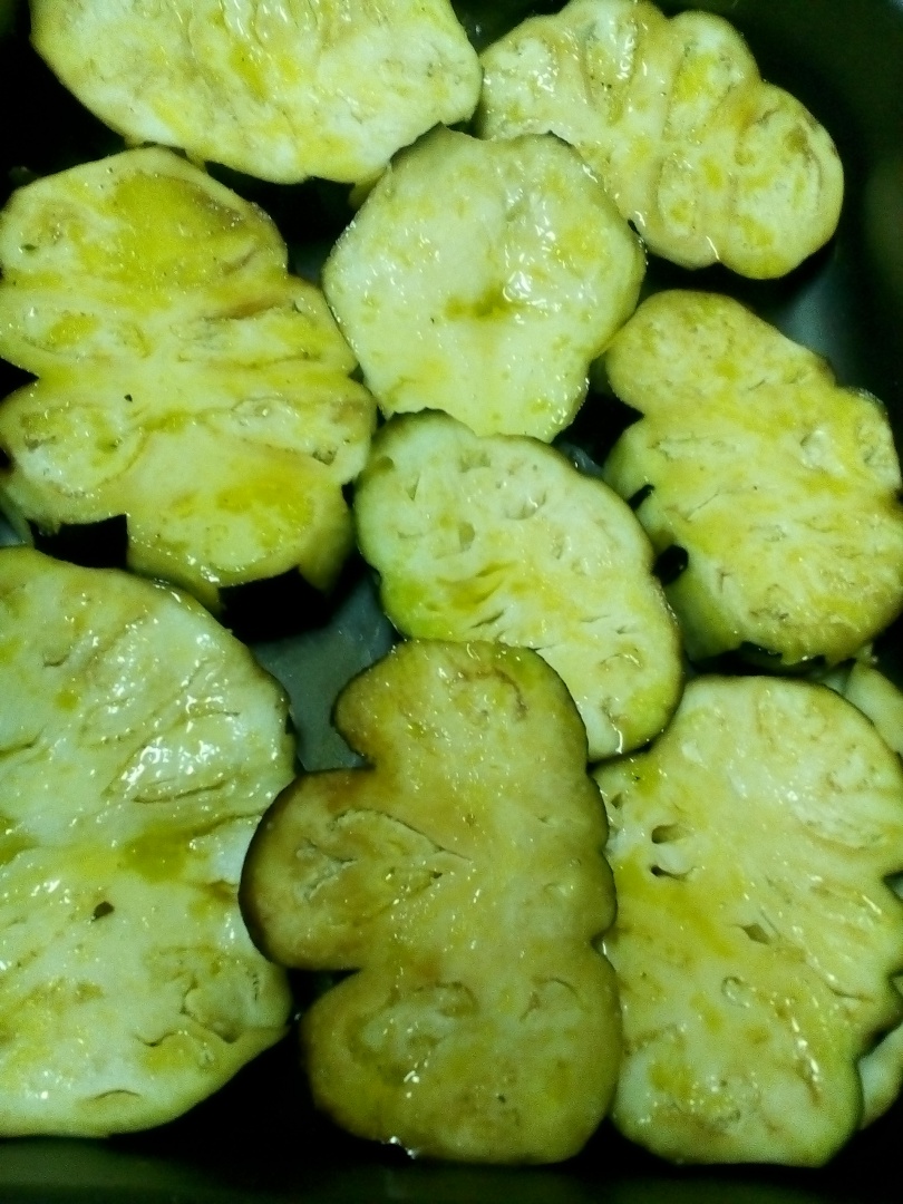 Vinete  la cuptor, cu garnitura de orez si legume