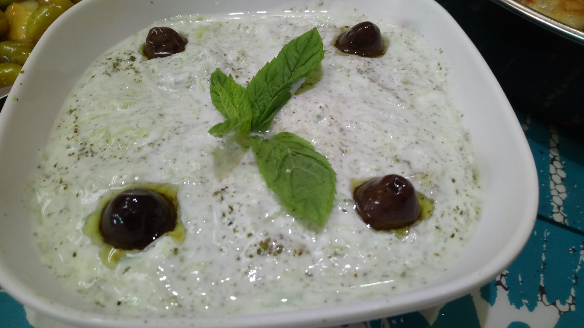 Vinete  la cuptor, cu garnitura de orez si legume