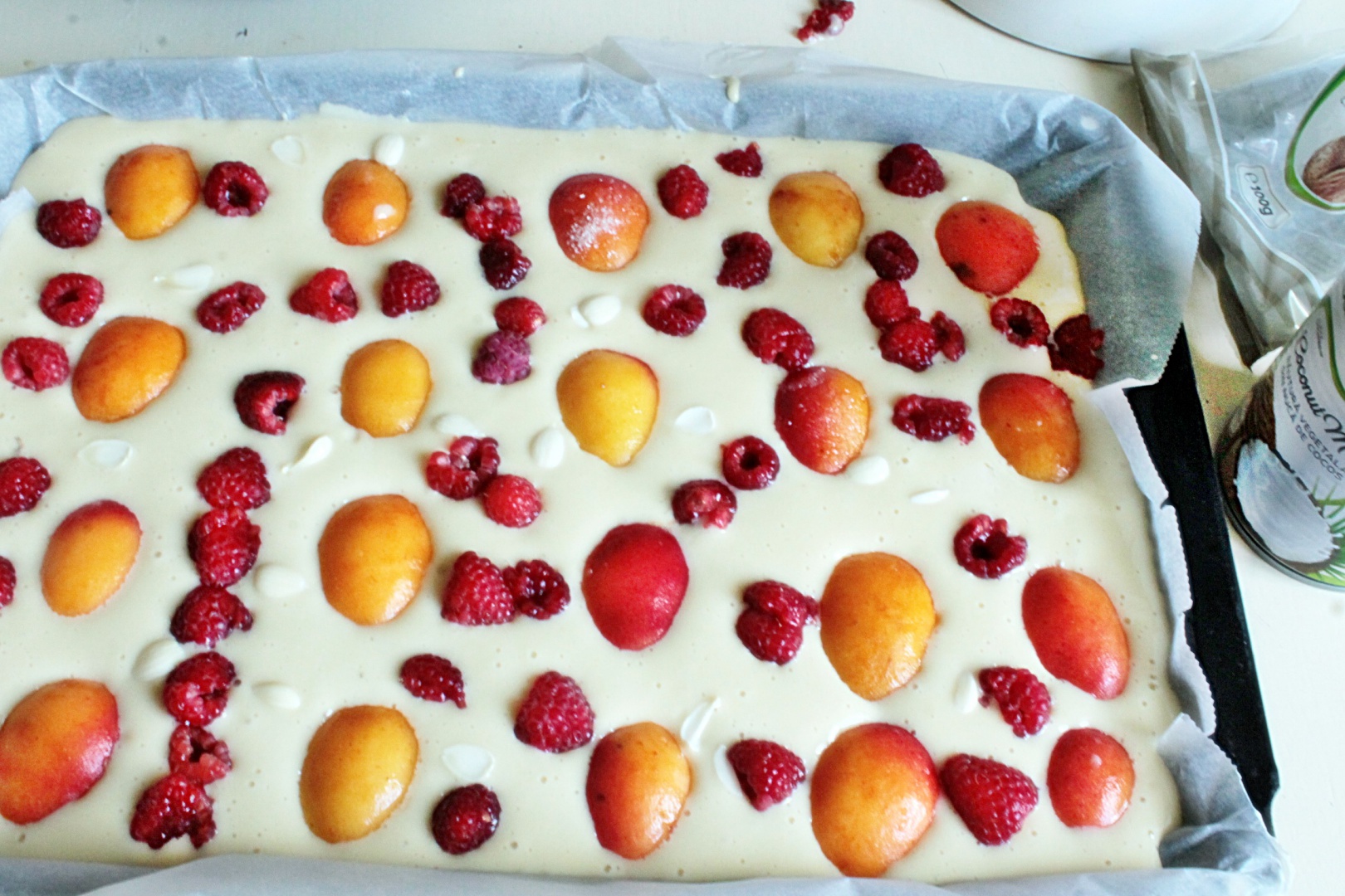 Prajitura cu caise si zmeura