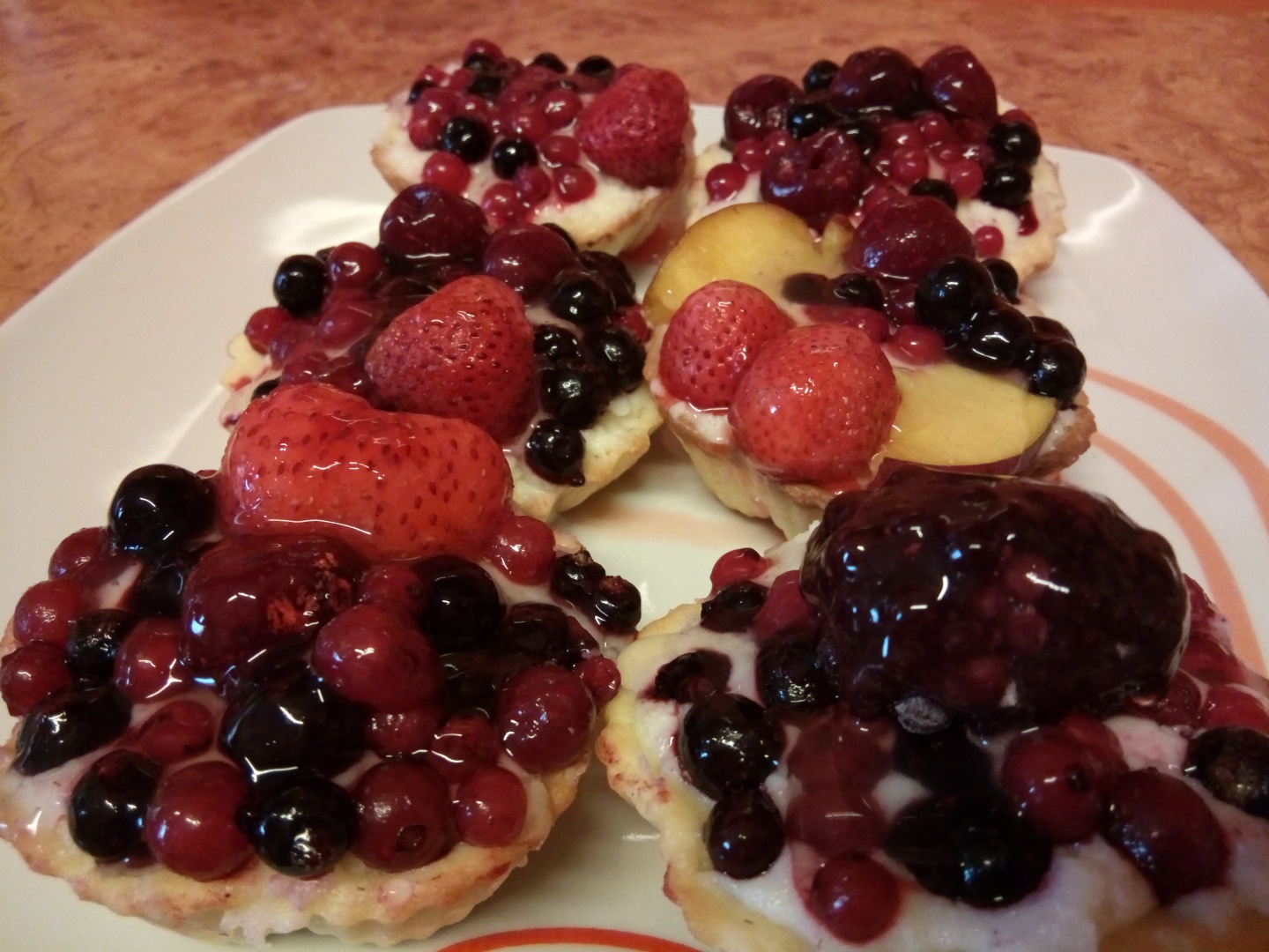 Mini tarte cu fructe