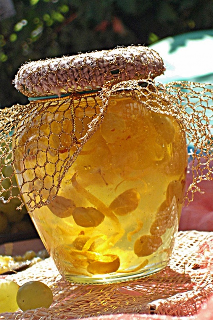 Jeleu din struguri Kis Mis