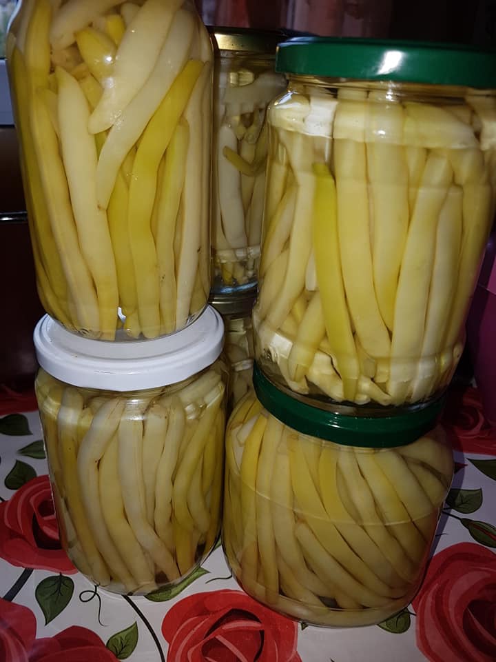 Fasole verde pentru iarna la borcan