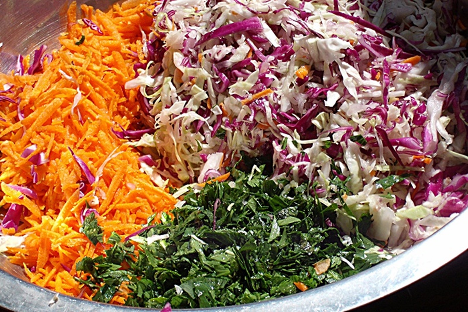 Ardei umpluti cu varza si morcovi