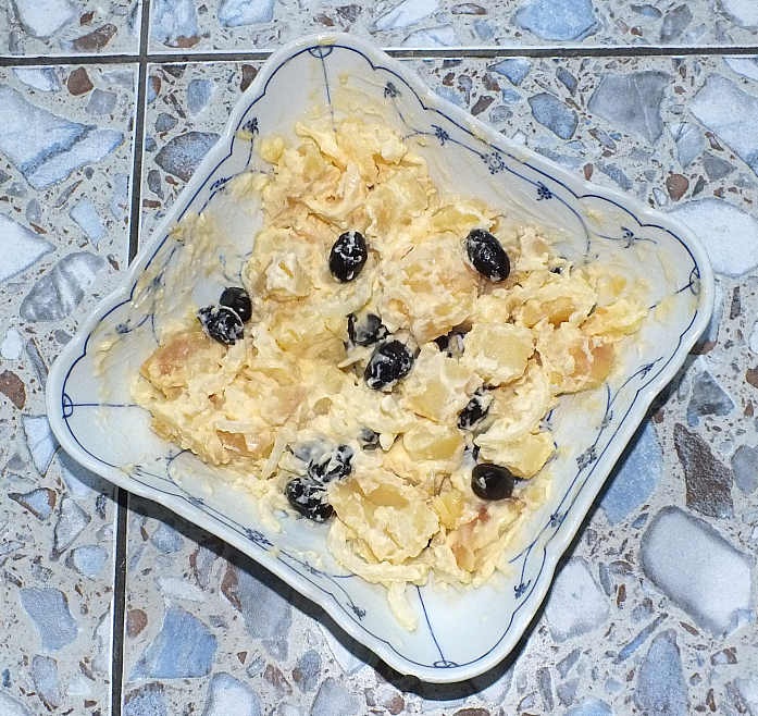 Salata de cartofi cu maioneza