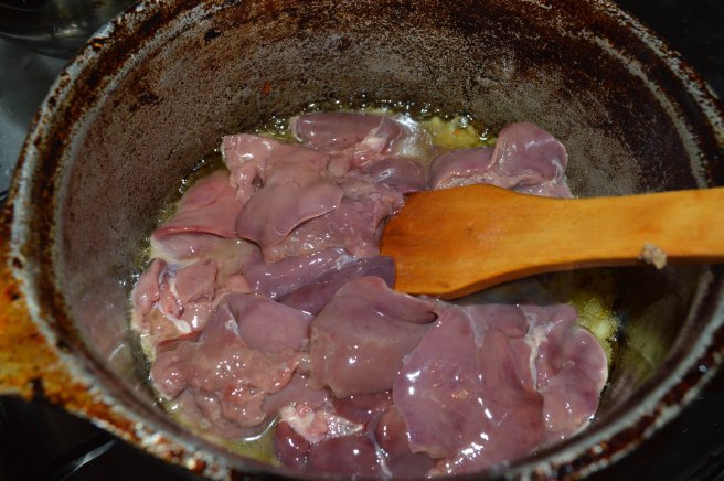 Tocanita cu ficatei de pui