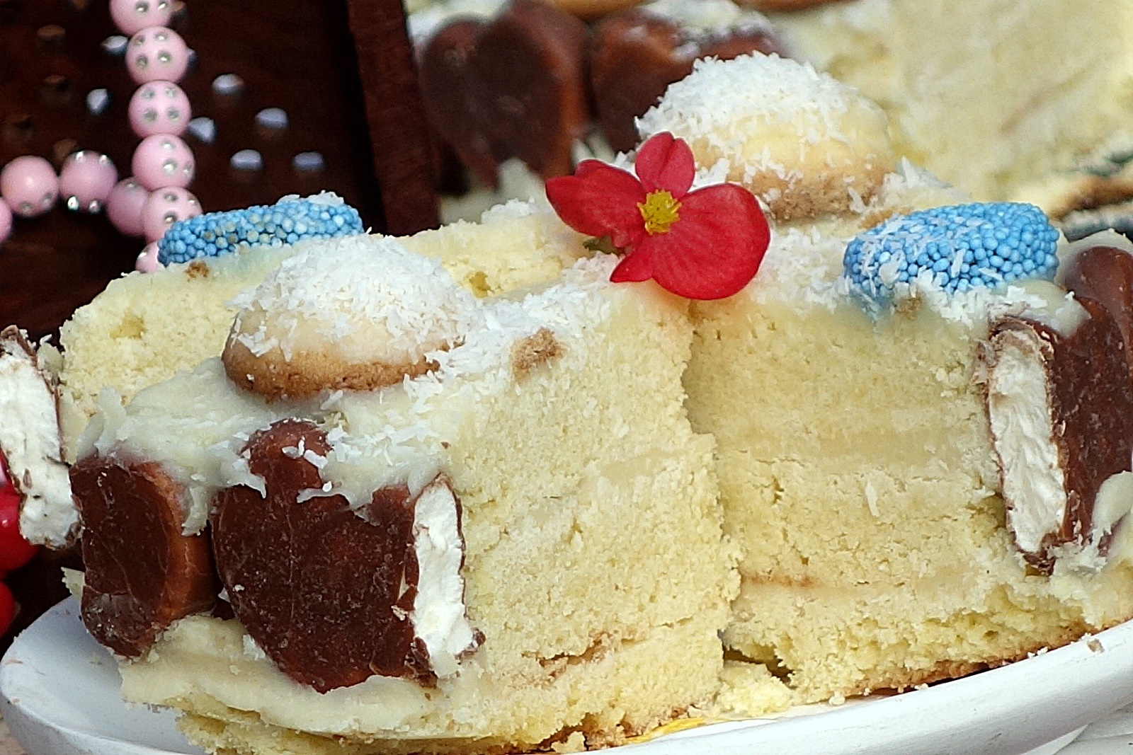 Prajitura cu blat fraged si crema de cocos