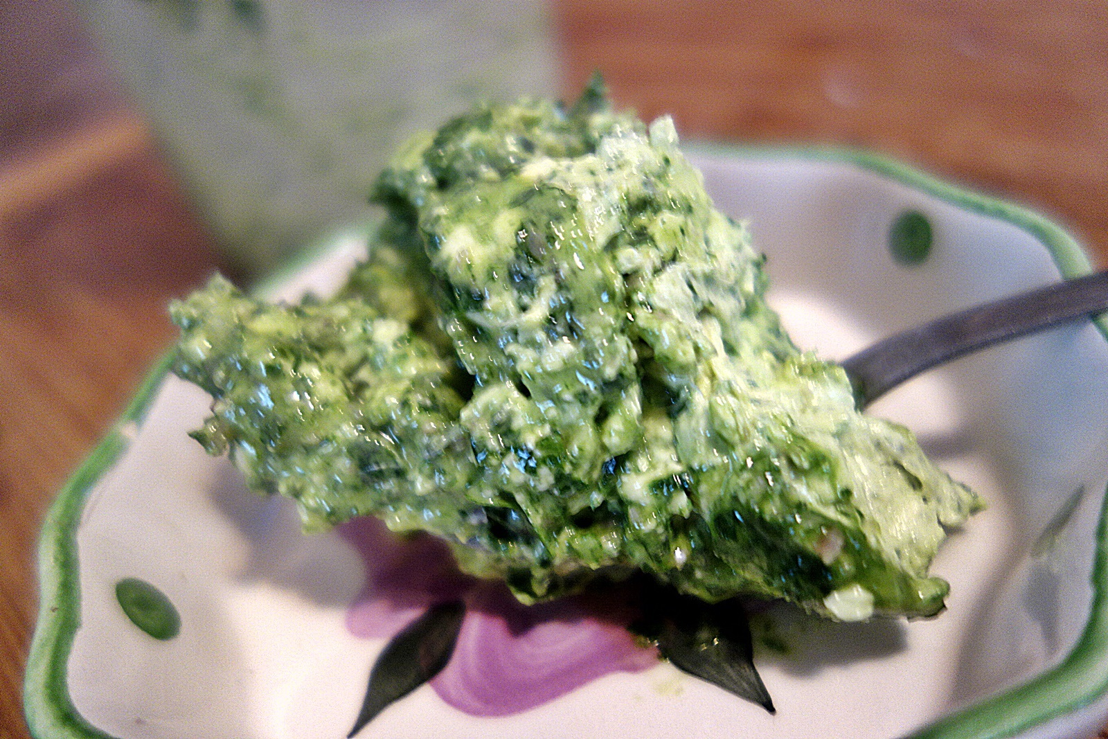 Supa crema de fasole pastai, cu spanac si afumatura