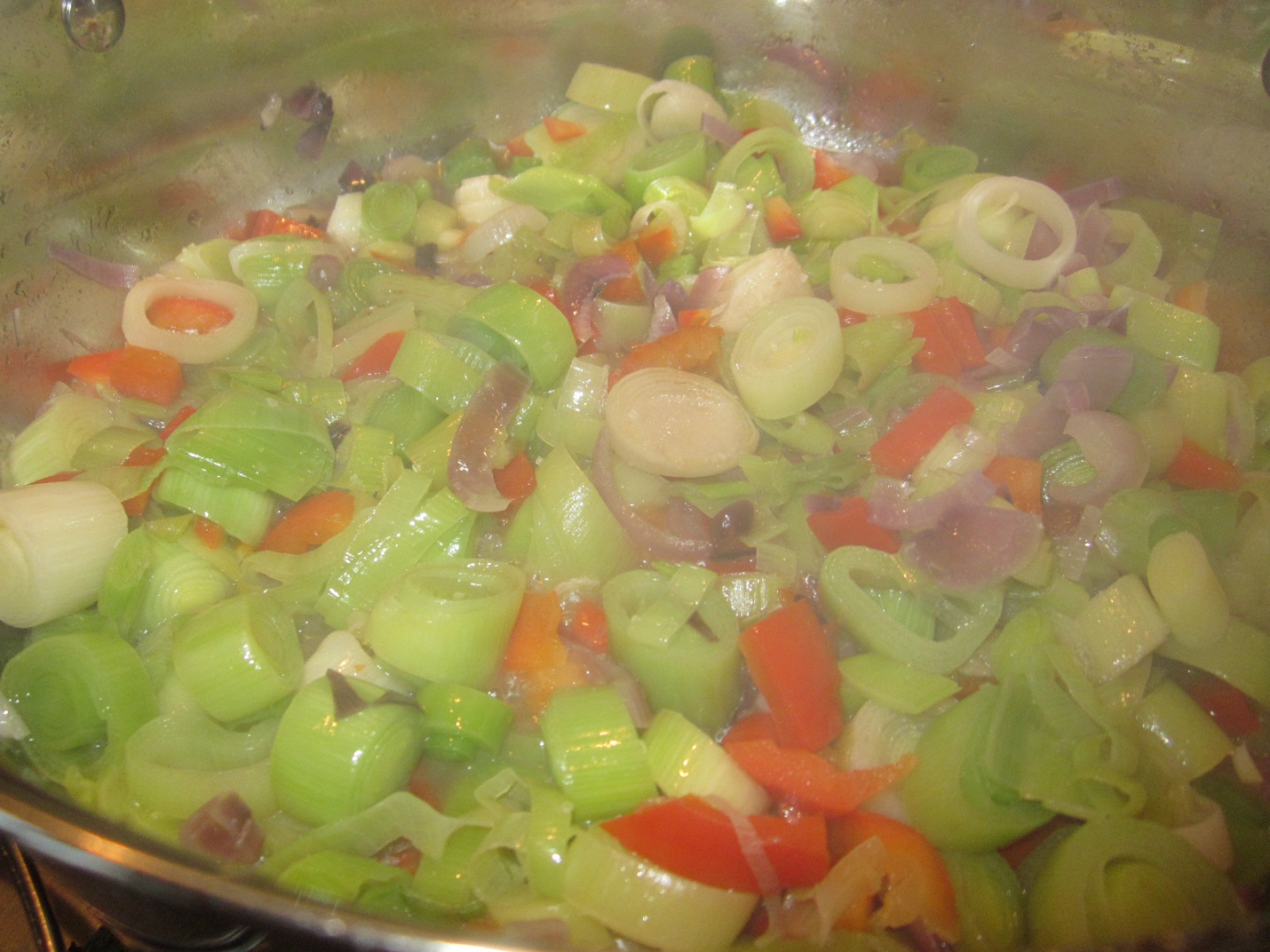 Mâncare de ciuperci pleurotus cu praz