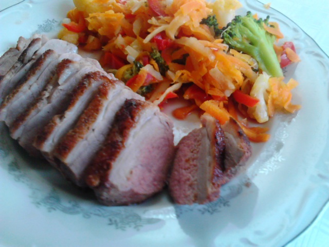 Piept de rata cu legume