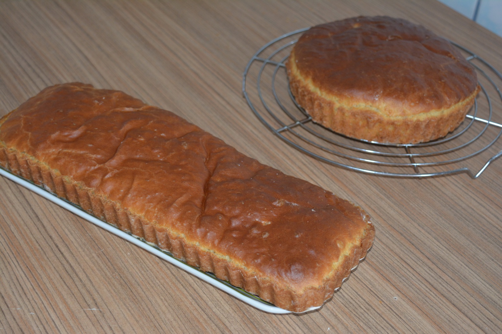 Savarina reinterpretata, cu sofran si crema de vanilie