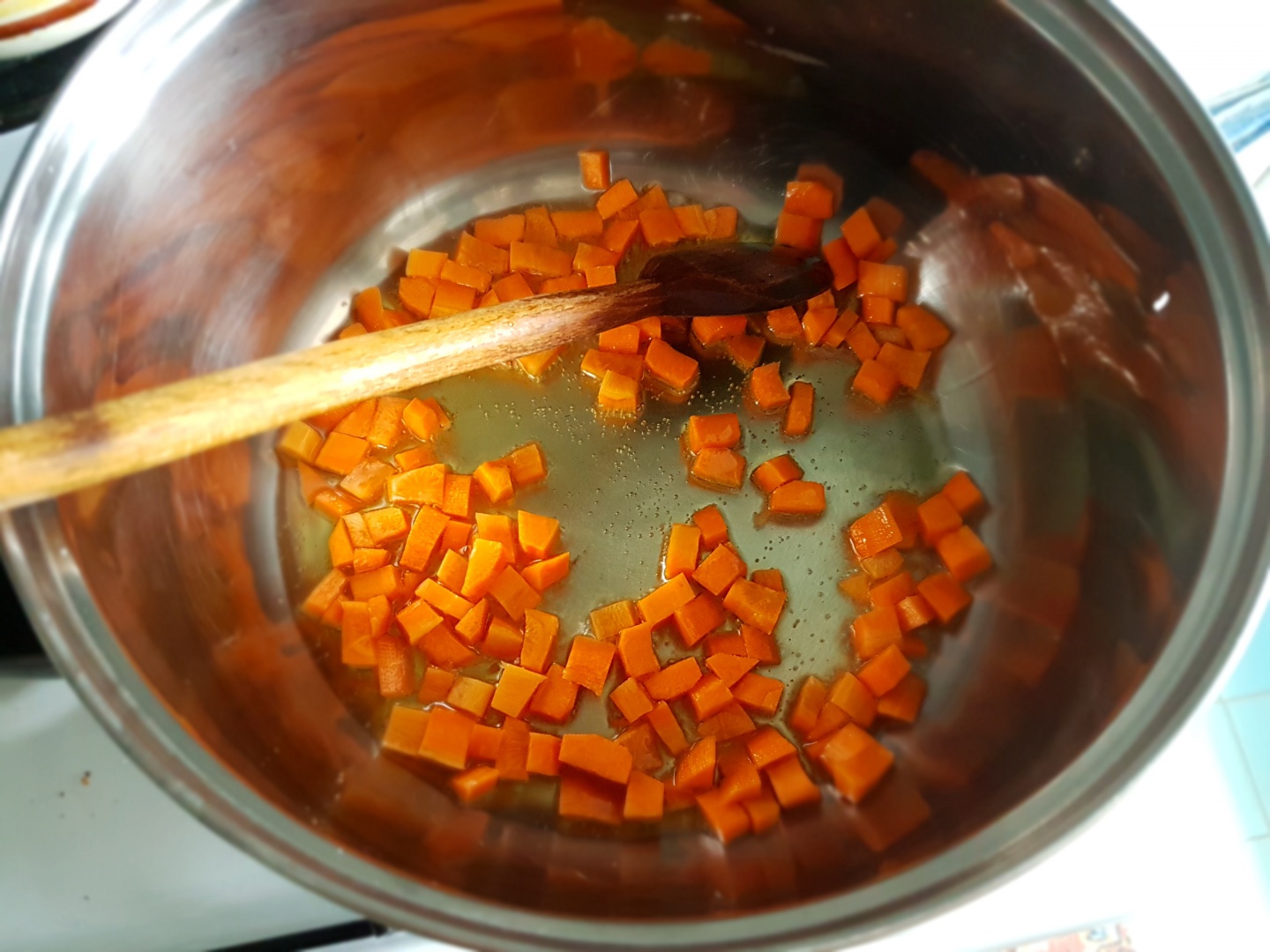 Ciorba de cartofi cu smantana si afumatura. Reteta ardeleneasca simpla si savuroasa