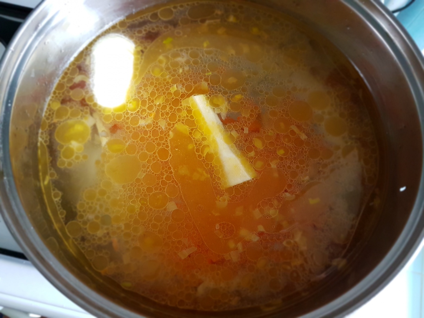 Ciorba de cartofi cu smantana si afumatura. Reteta ardeleneasca simpla si savuroasa