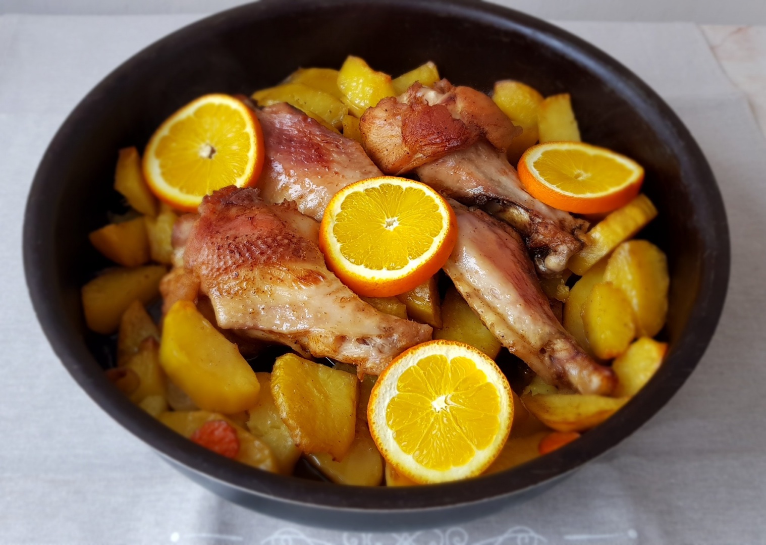 Aripi de curcan cu portocale, la cuptor