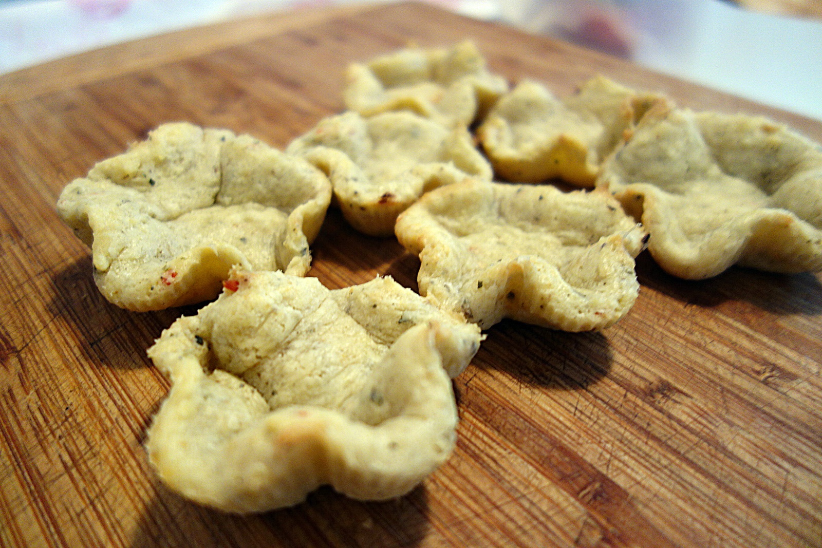 Minitarte cu spuma de mazare