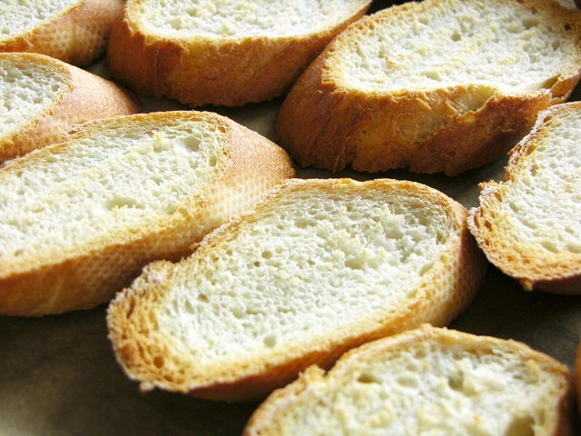 Supa de naut cu varza creata si chorizo